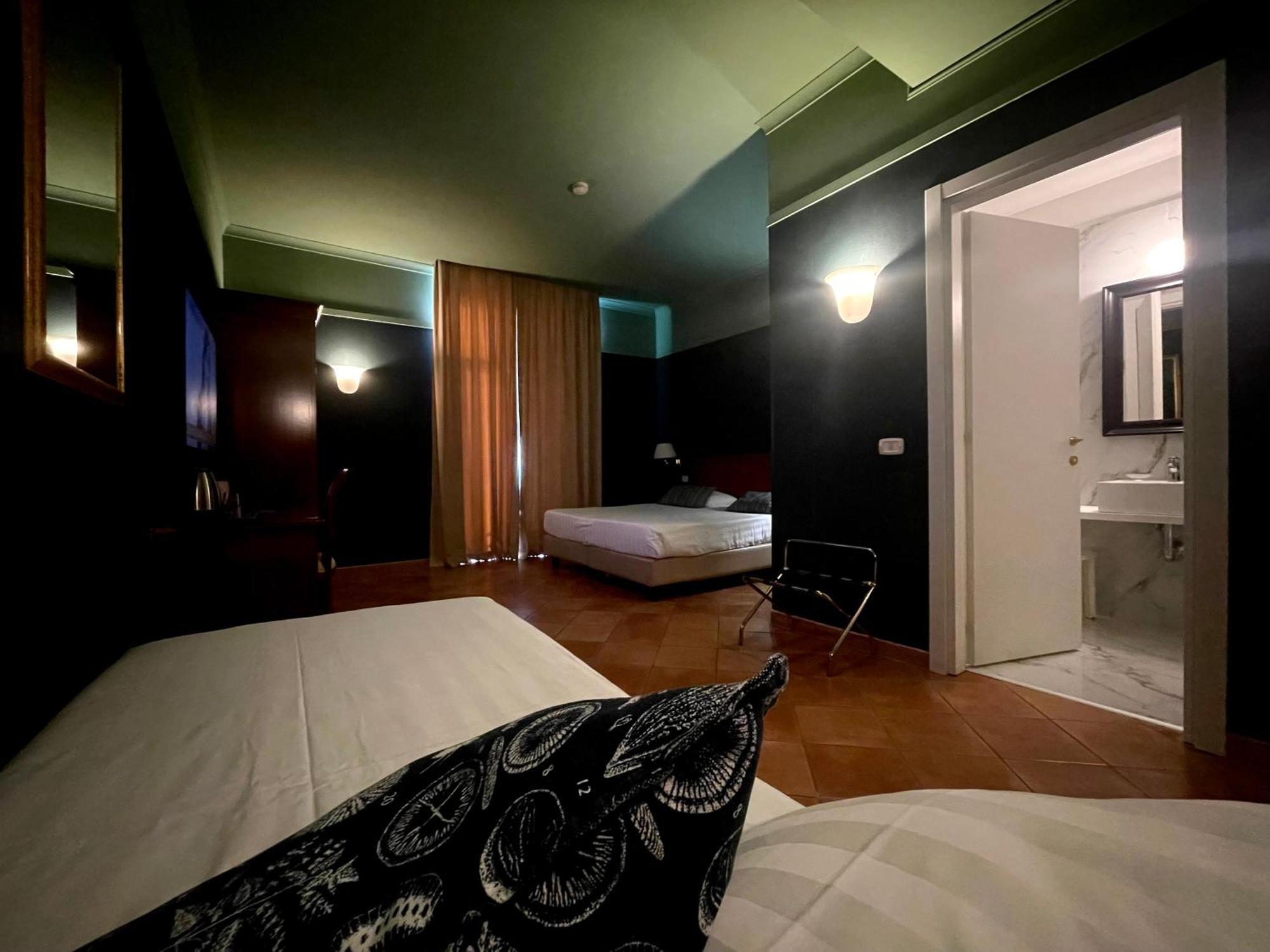 Hotel Nuvo Napoli Bagian luar foto