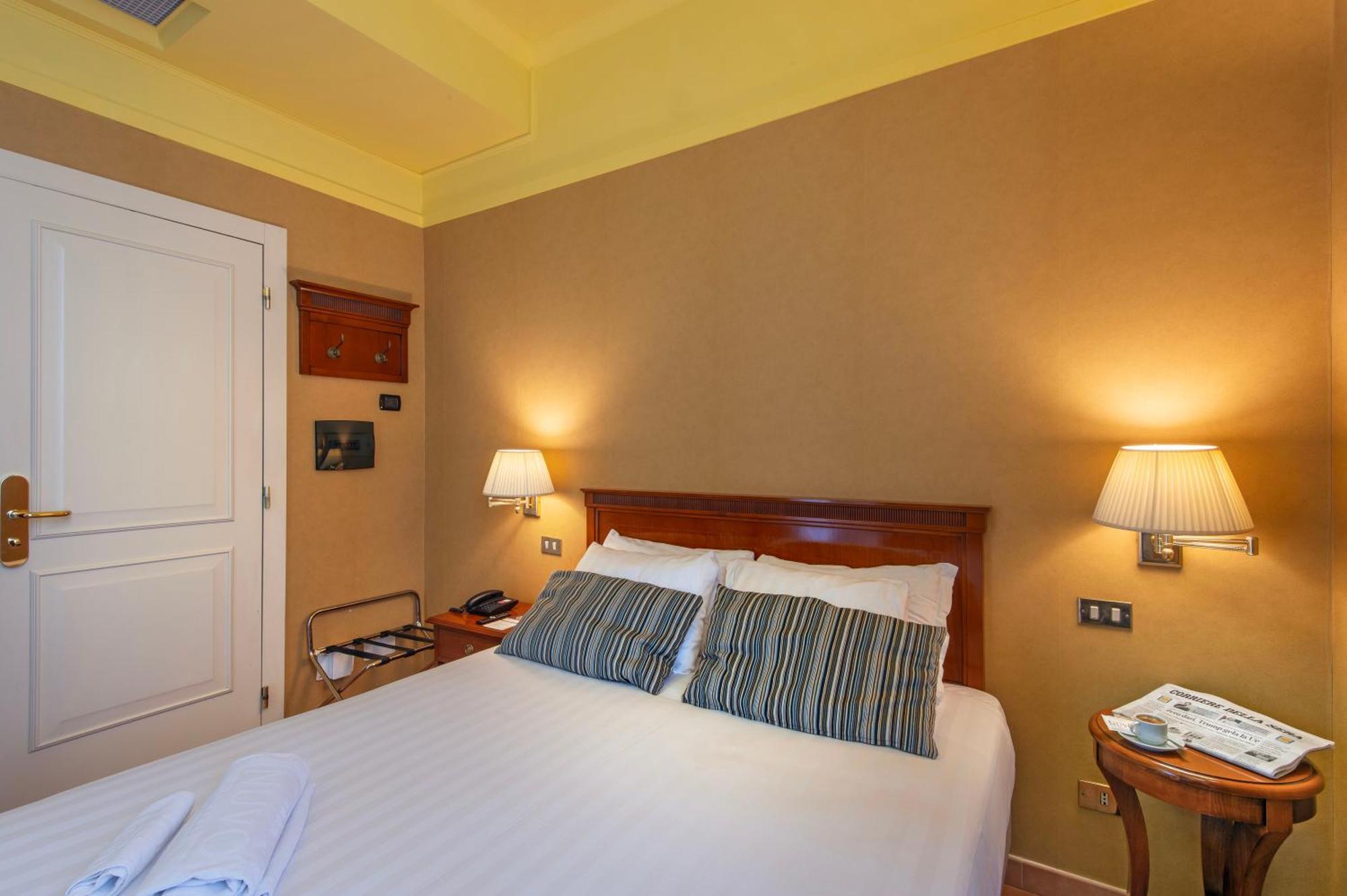 Hotel Nuvo Napoli Bagian luar foto